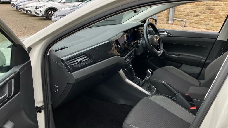 Volkswagen Polo 1.0 Life 5dr Petrol Hatchback